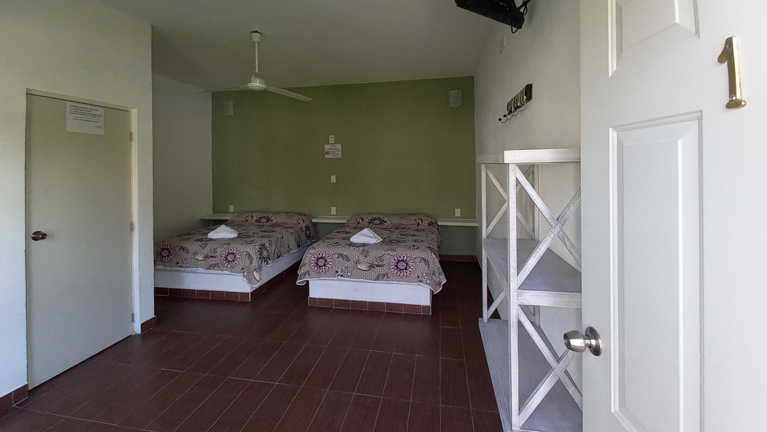 hospedaje-cerca-de-el-rollo-hotel-quetzal-